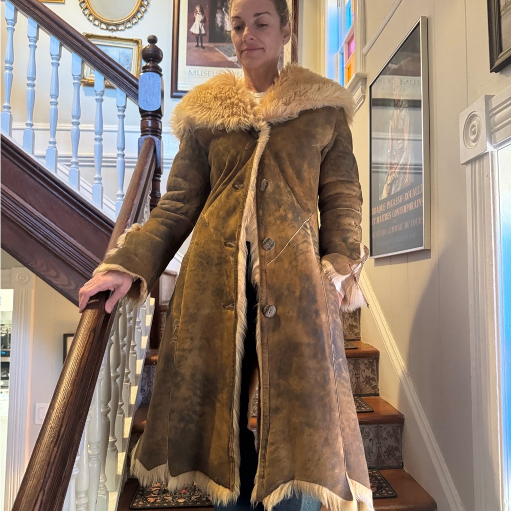 Women's Genuine Shearling Med Length Coat size Small